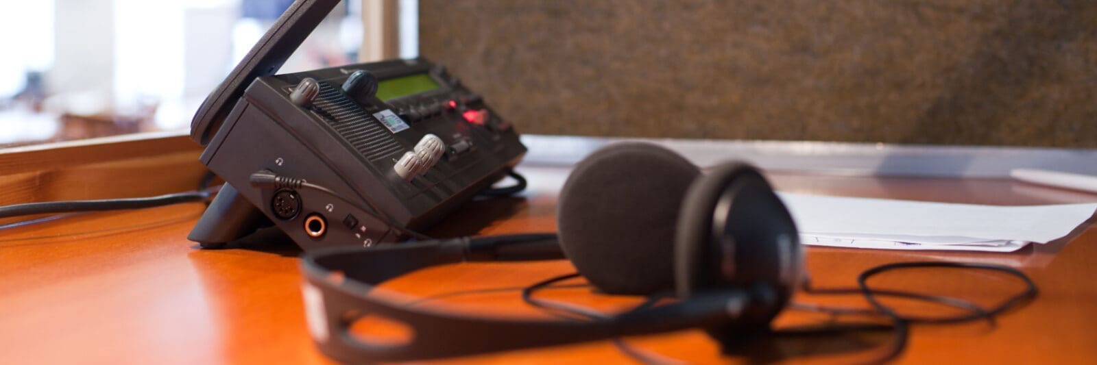 Simultaneous Interpreting